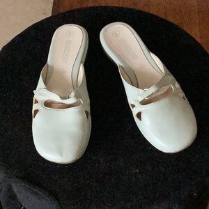 Skechers Light Green Women's Mules